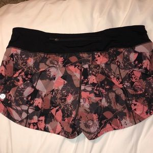 EUC lululemon speed up shorts